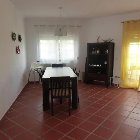 Catia's Surf, Golf, Beach & Pool House Apartment *