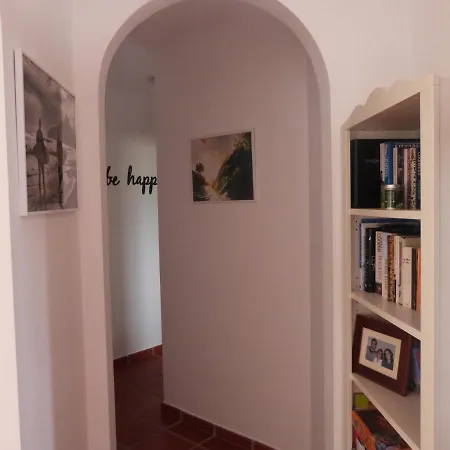 Catia's Surf, Golf, Beach & Pool House Apartment *